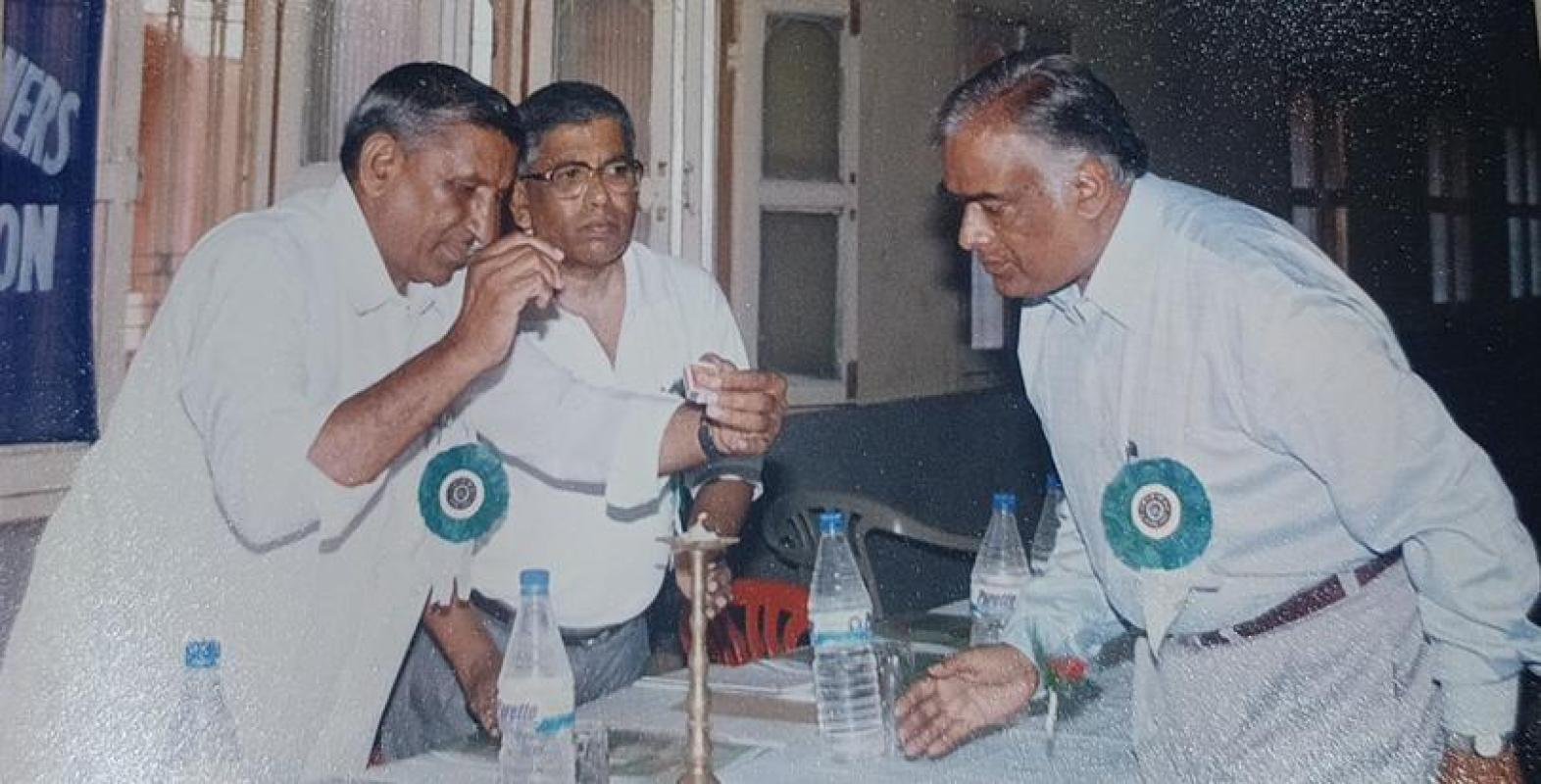 Sri Shiwalal Gupta is lighting the secred lamp in the 5th AGM, 2002